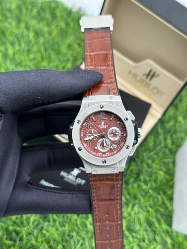 Hublot Leather Chronograph Wrist Watch 